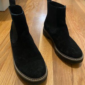 Dolce Vida Suede Black Chelsea Boots - Size 6